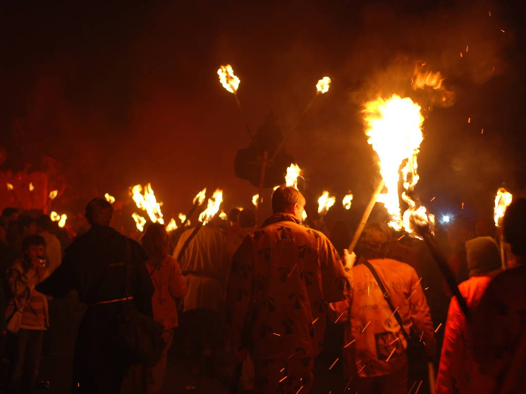 6 Brilliant Bonfire Night Celebrations In The UK UK Bonfire Night