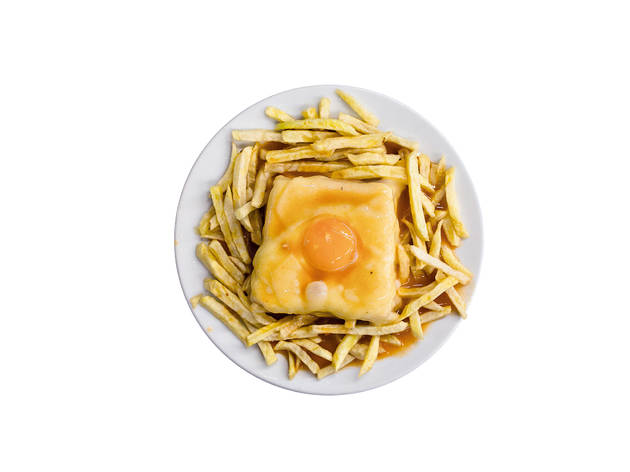 Café Santiago - Francesinha Café Santiago - Francesinha