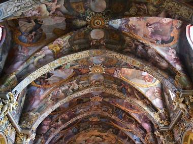 Iglesia de San Nicolás de Bari y San Pedro Mártir Iglesia de San Nicolás de Bari y San Pedro Mártir