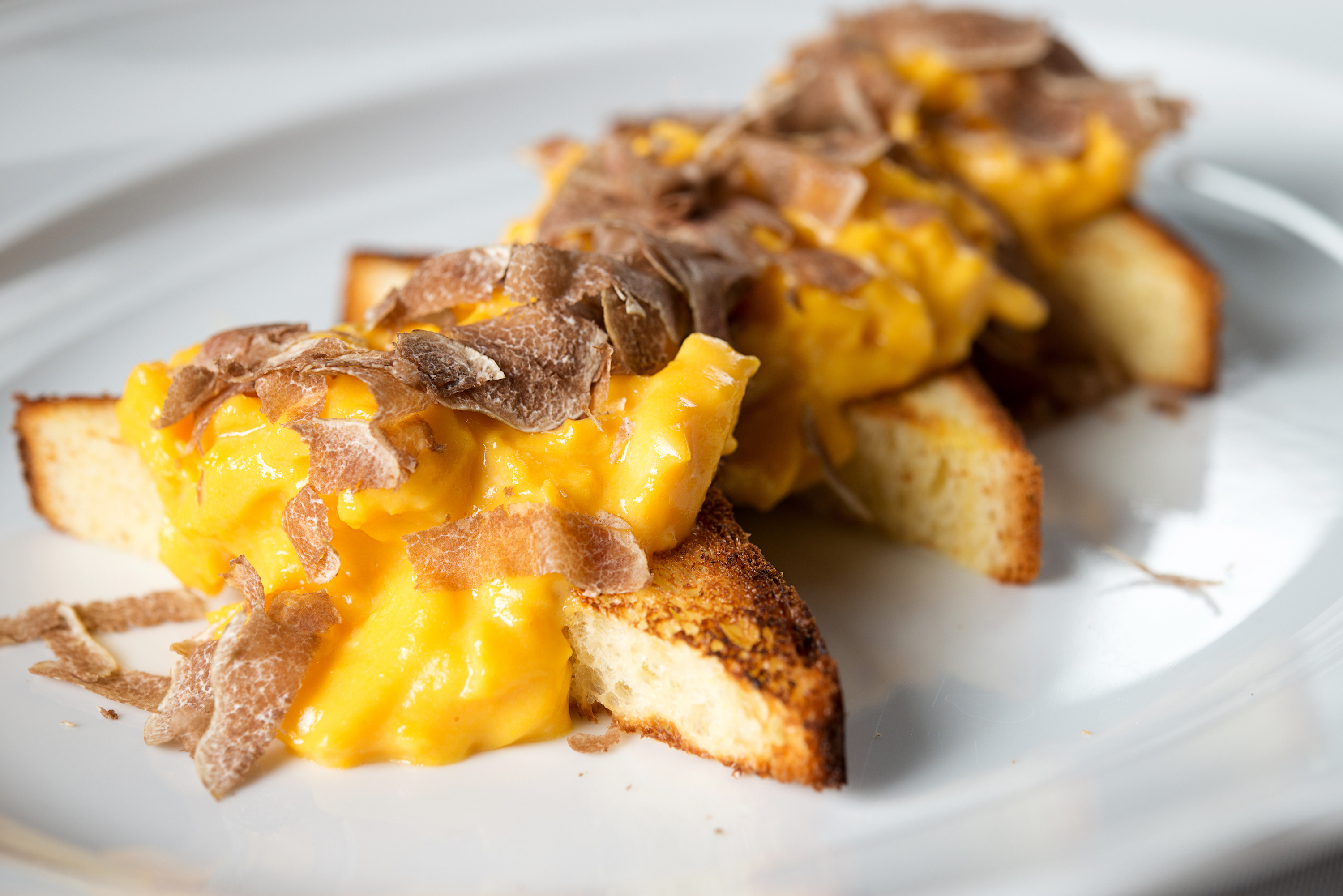 The best restaurants in Hong Kong for white truffles right now