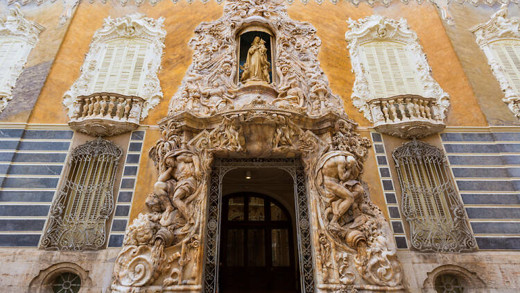 Museo Nacional de Cerámica y Artes Suntuarias González Martí