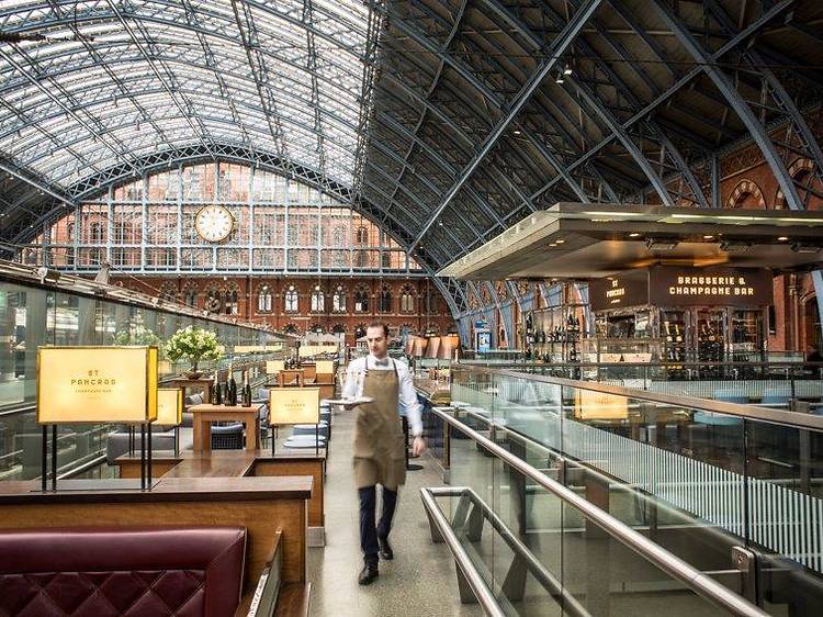 St Pancras Brasserie & Champagne Bar by Searcys