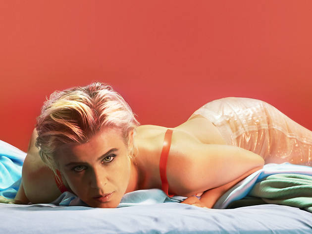 Robyn Robyn