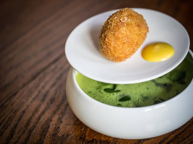 An exclusive meal at Heston’s The Hind's Head An exclusive meal at Heston’s The Hind's Head