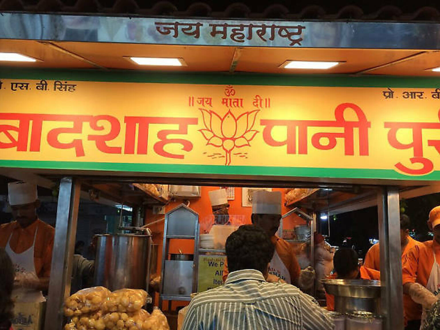 Best Street Food Spots in Mumbai in 2023