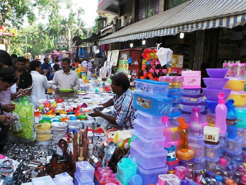 15 Best Markets in Mumbai for Souvenirs and More