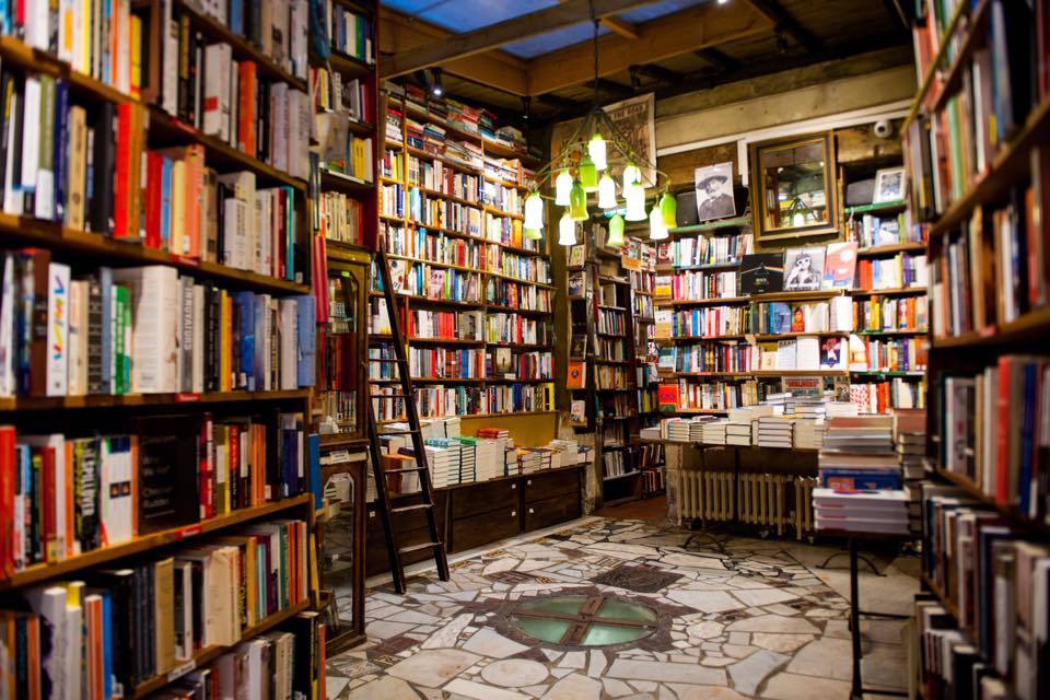 Shakespeare and Company in Paris: 19 reviews and 31 photos