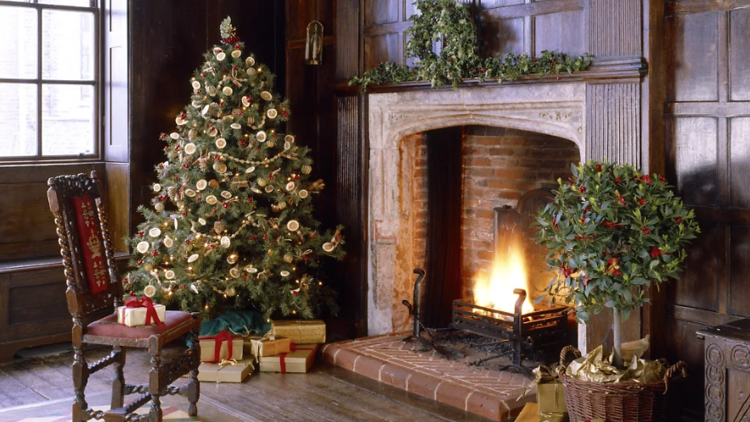 Deck the Halls at Sutton House | Things to do in London