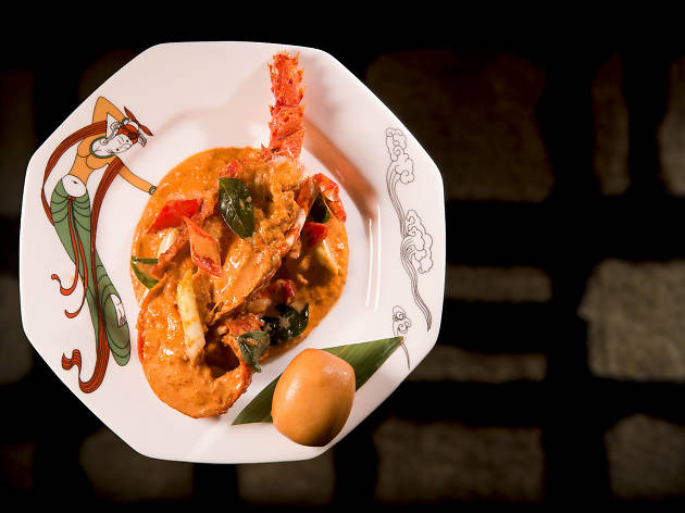 Dynasty -PR-28-01-2020 Dynasty - Deep Fried Lobster with Homemade Sauce and Deep Fried Bun