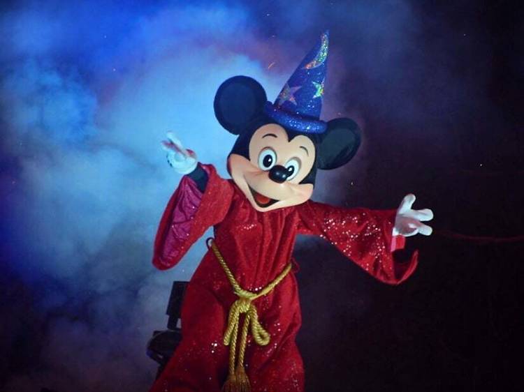 Snag prime “Fantasmic!” seating with a VIP meal