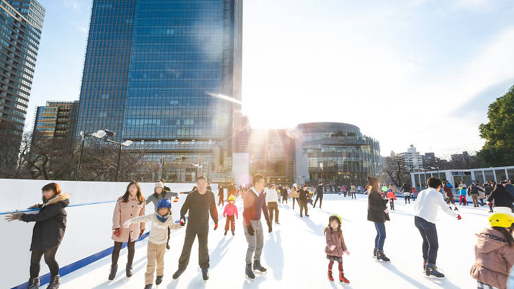 MIDTOWN ICE RINK in Roppongi