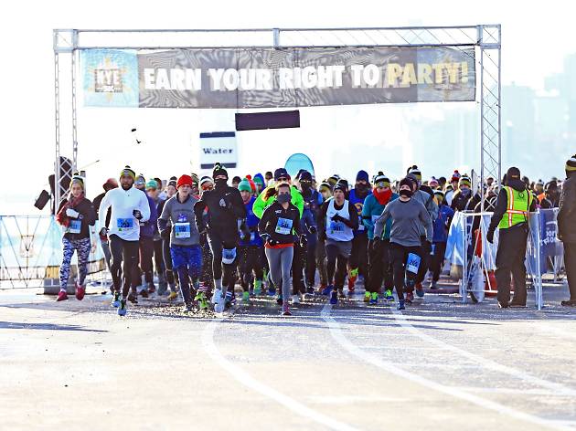 New Year S Eve 5k Various Locations Throughout Chicago Sports And Fitness In Chicago