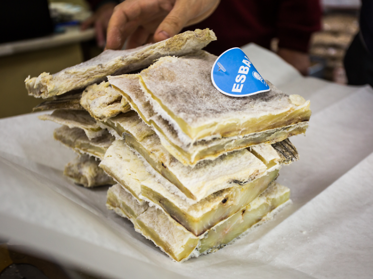 Cinco sítios para comprar bacalhau no Porto