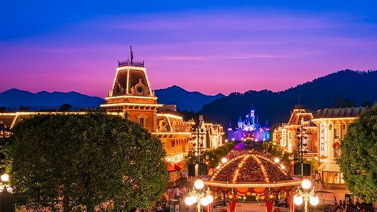 Have a magical time at Hong Kong Disneyland