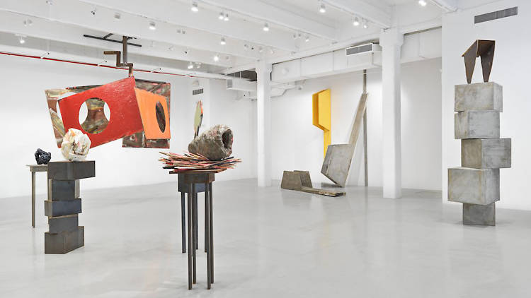 Installation view of Phyllida Barlow, “tilt”