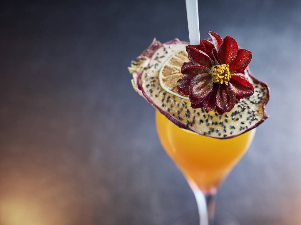 18 Best Bars In Covent Garden Where To Drink In The West End