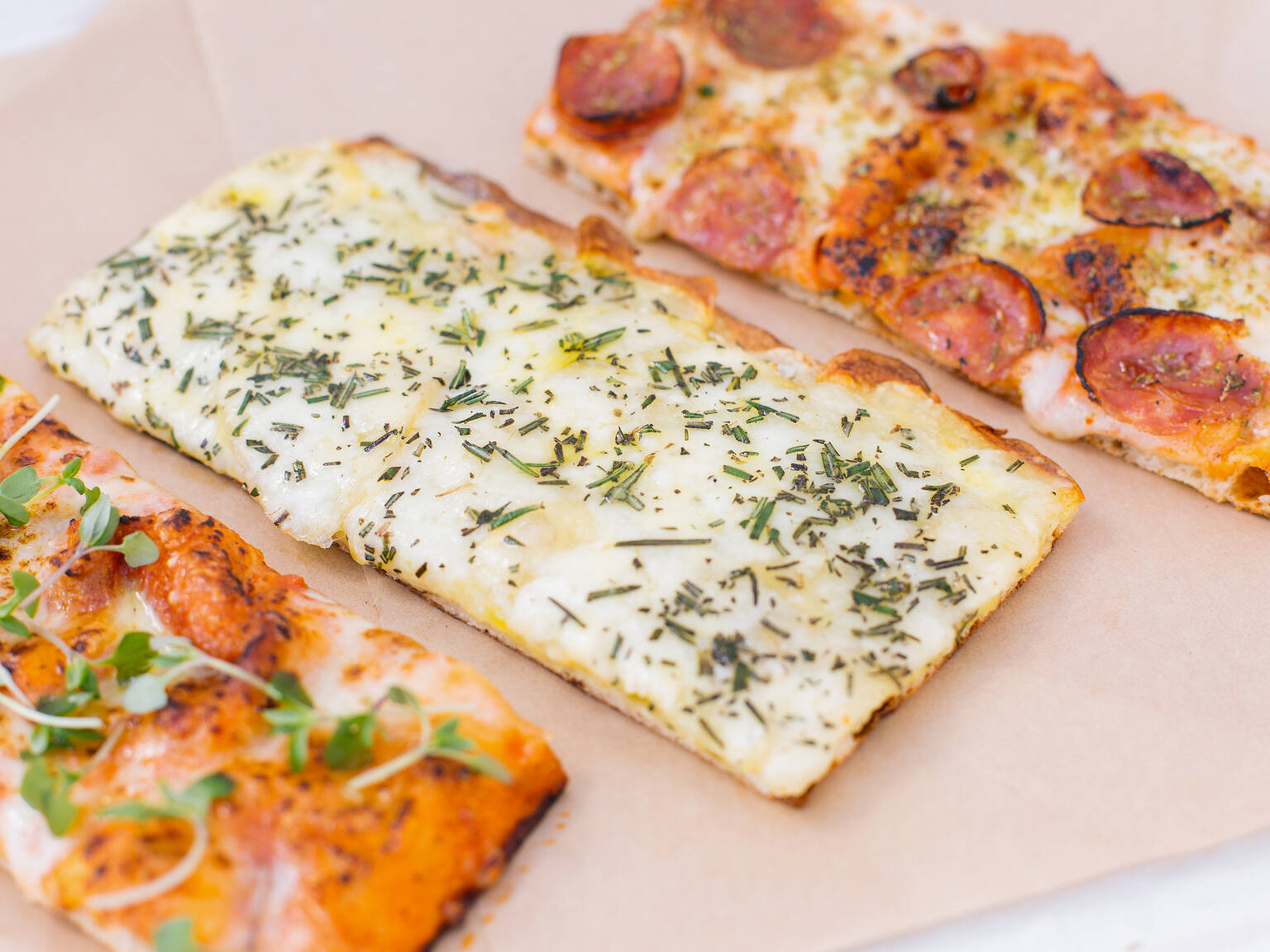 28 Best Pizza Spots in Los Angeles To Try in 2024