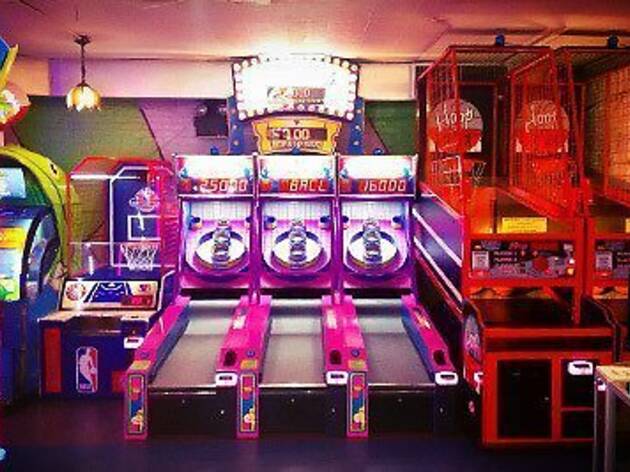 7 Arcades In Nyc That The Whole Family Can Enjoy Anytime Of Day