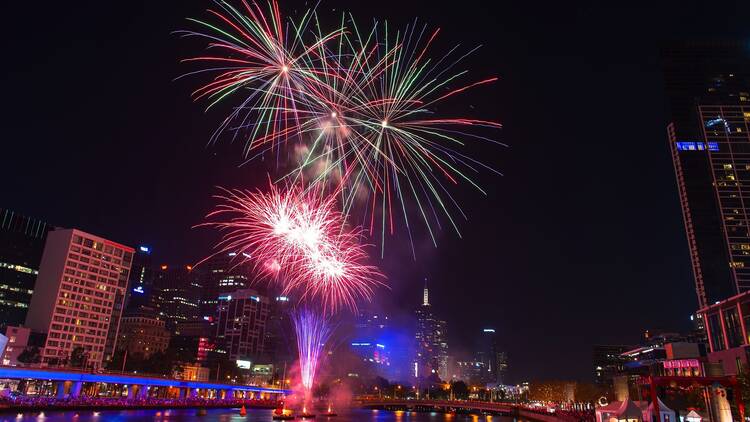 Watch the New Year’s Eve fireworks in Melbourne