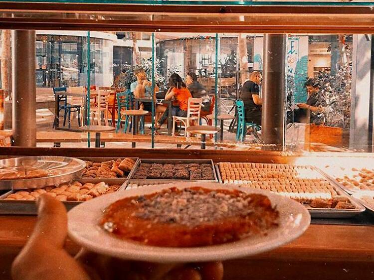 As good as gold: A new Kanafeh bar opens in Florentine