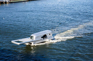 スケートボード STRUSH Footprints ZIP HOOD Art by NOVOL STRUSH Footprints ZIP HOOD Art by NOVOL Hoodie – Via Artists