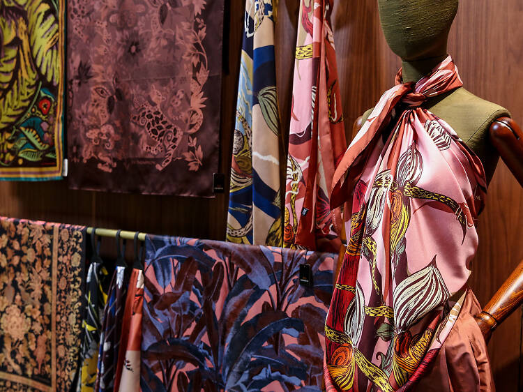 Silk scarves at Jim Thompson