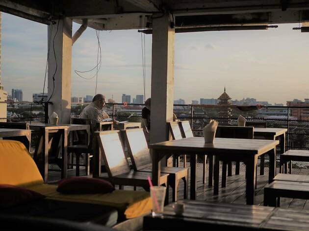 River Vibe Restaurant and Bar River Vibe Restaurant and Bar