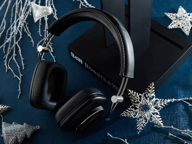 Headphones