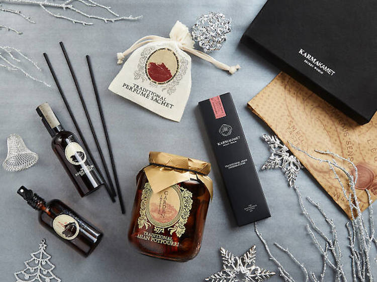 Oil perfumery