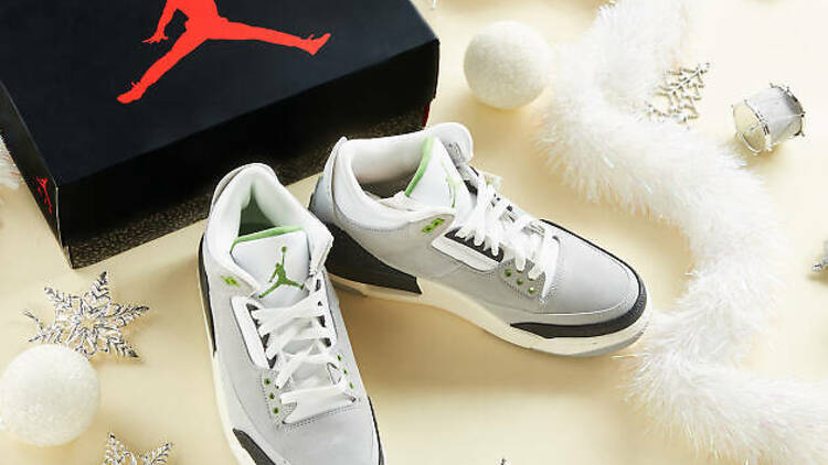 Sneakers