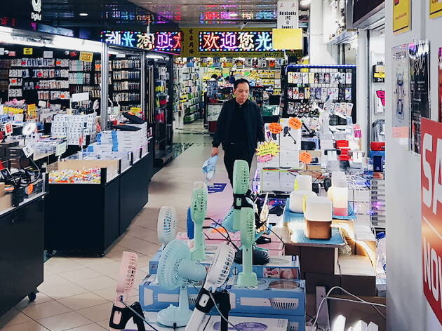 < > Sim Lim Square Art Residency, Singapore Art Week < > Sim Lim Square Art Residency, Singapore Art Week