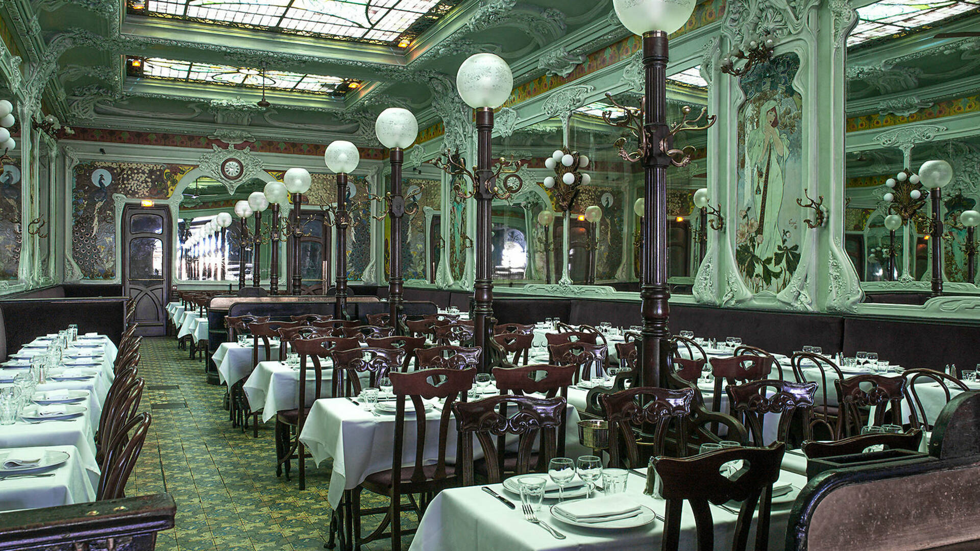 Bouillon Julien Restaurants à StrasbourgSaintDenis, Paris