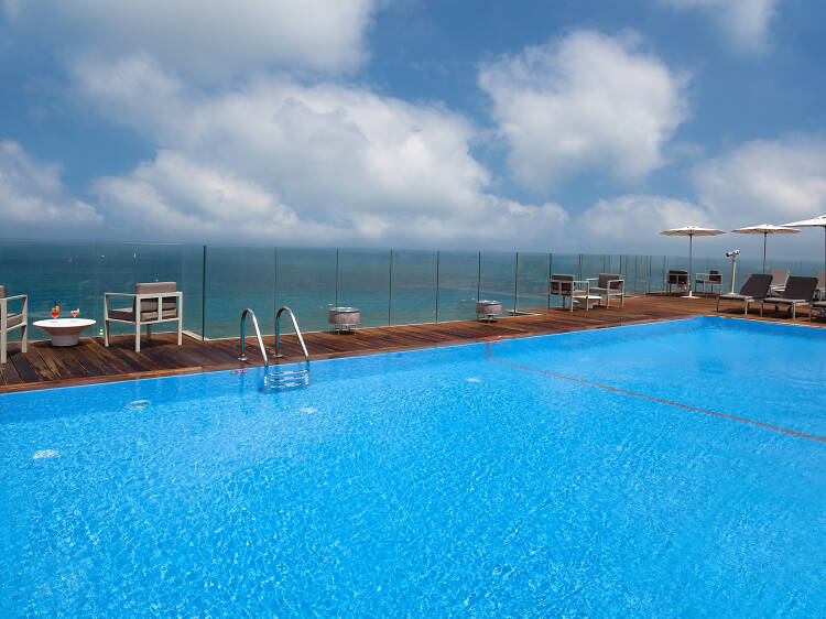 Carlton Tel Aviv Hotel – Luxury on the Beach