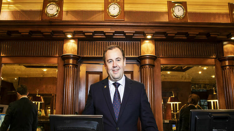 Malcolm Hendry, hotel manager