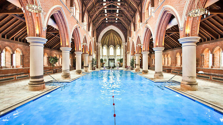 Repton Park, best swimming pools in London