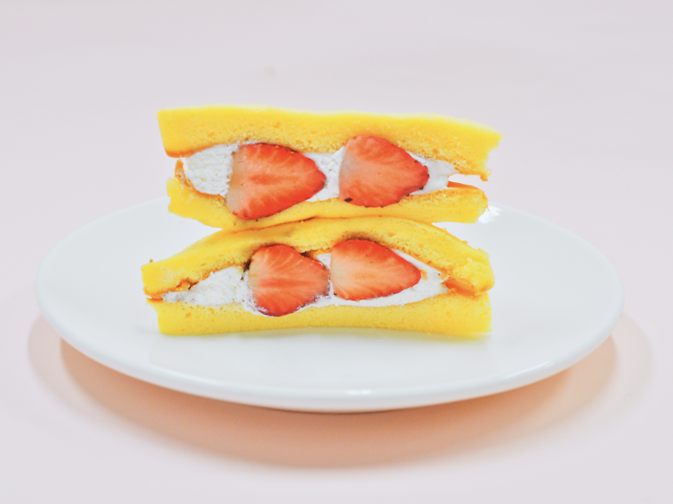 Strawberry cake sandwich