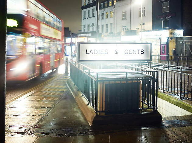 10連休はロンドンへ、カムデンのトイレにバーがオープン 10連休はロンドンへ、カムデンのトイレにバーがオープン