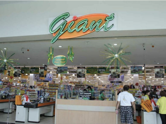 giant outlet store