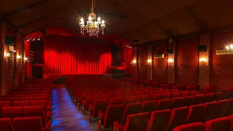 Avoca Beach Picture Theatre