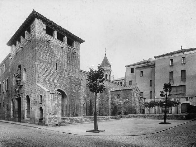La Capella: 600 anys al Raval La Capella: 600 anys al Raval