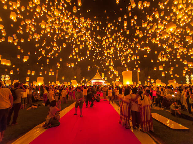 Yi Peng Lantern Festival