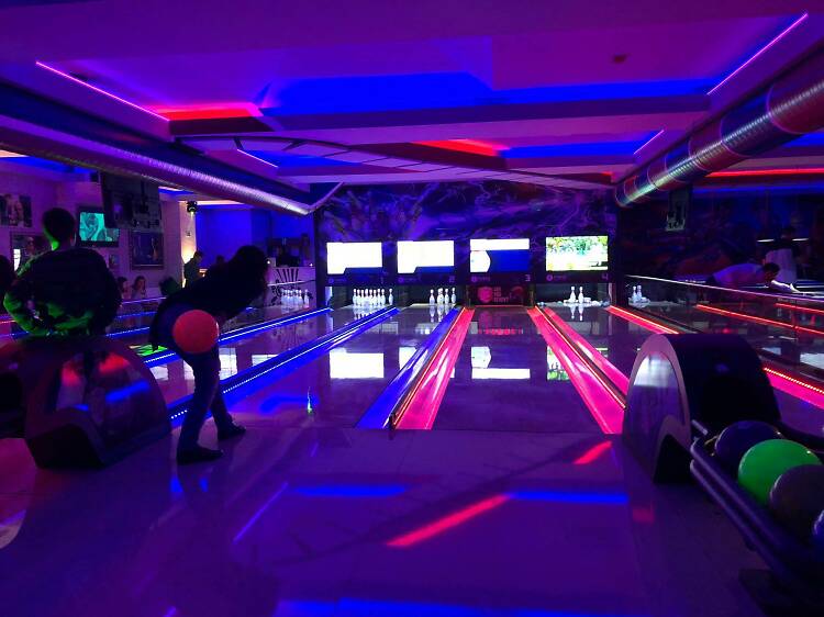 Sala de Jogos  Playbowling Cascais