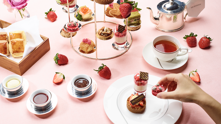 The Peninsula Tokyo Strawberry Afternoon Tea
