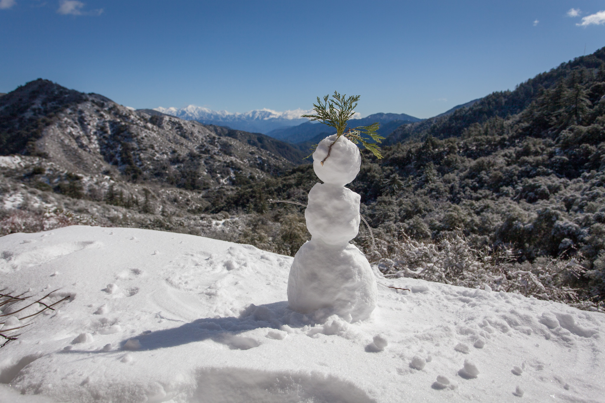 L.A. can expect rain, cold, snow and thunderstorms over the next week