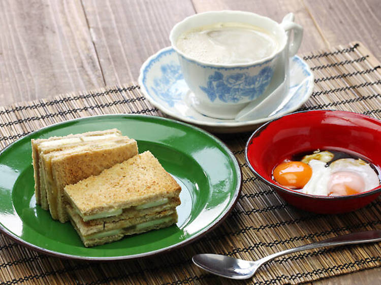 Begin with a Singaporean-style breakfast at Tong Ah Eating House