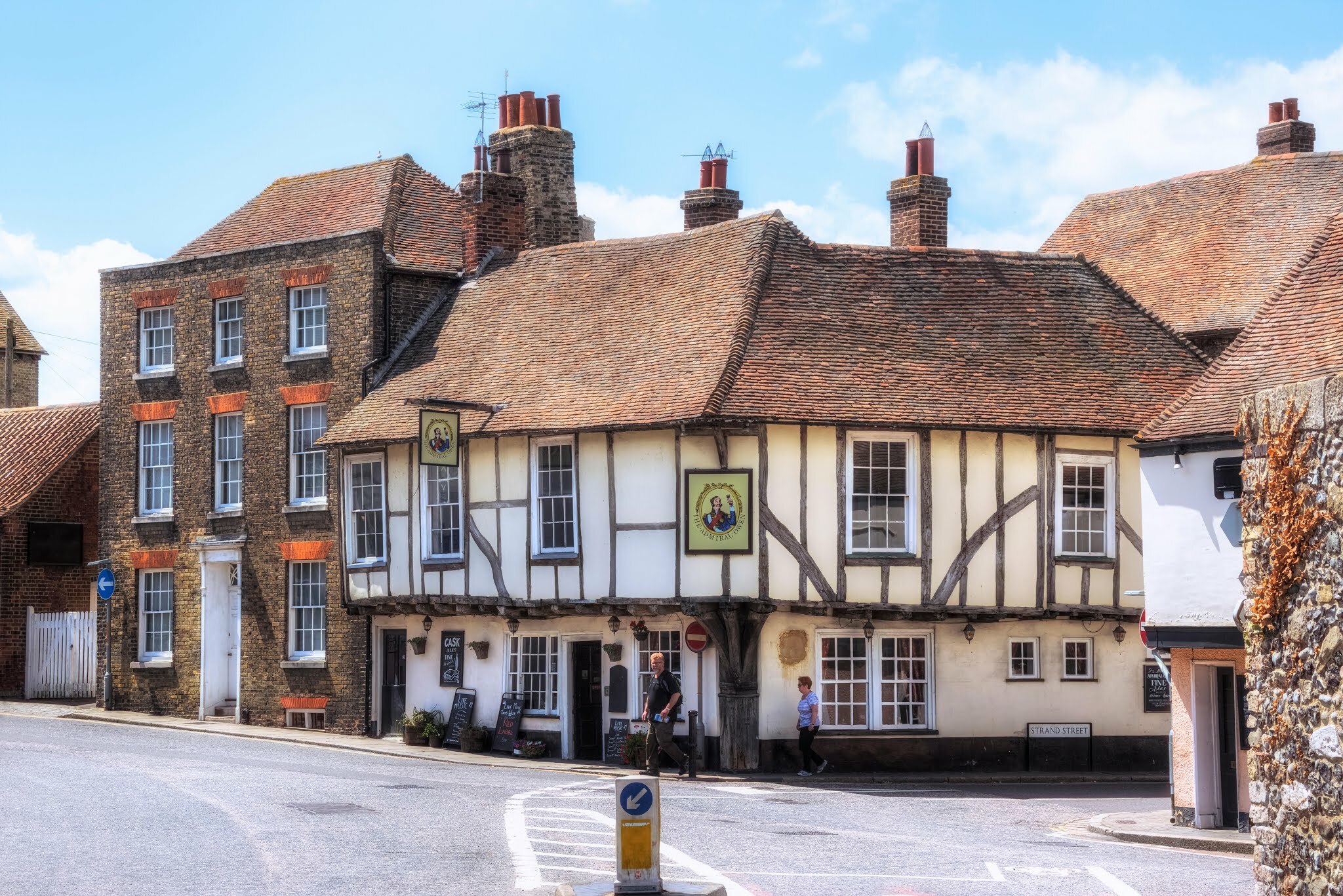 13 Best Things To Do in Sandwich, Kent | From Roman Ruins To Beach Walks