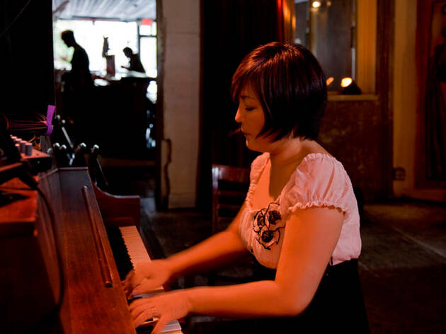 Akiko Pavolka Akiko Pavolka