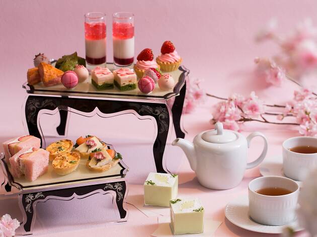 Sakura Scented Strawberry Afternoon Tea Restaurants In Tokyo