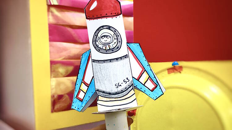 Toymaker: Make Your Own Wind-Up Space Shuttle by Amazing Art Shuttle