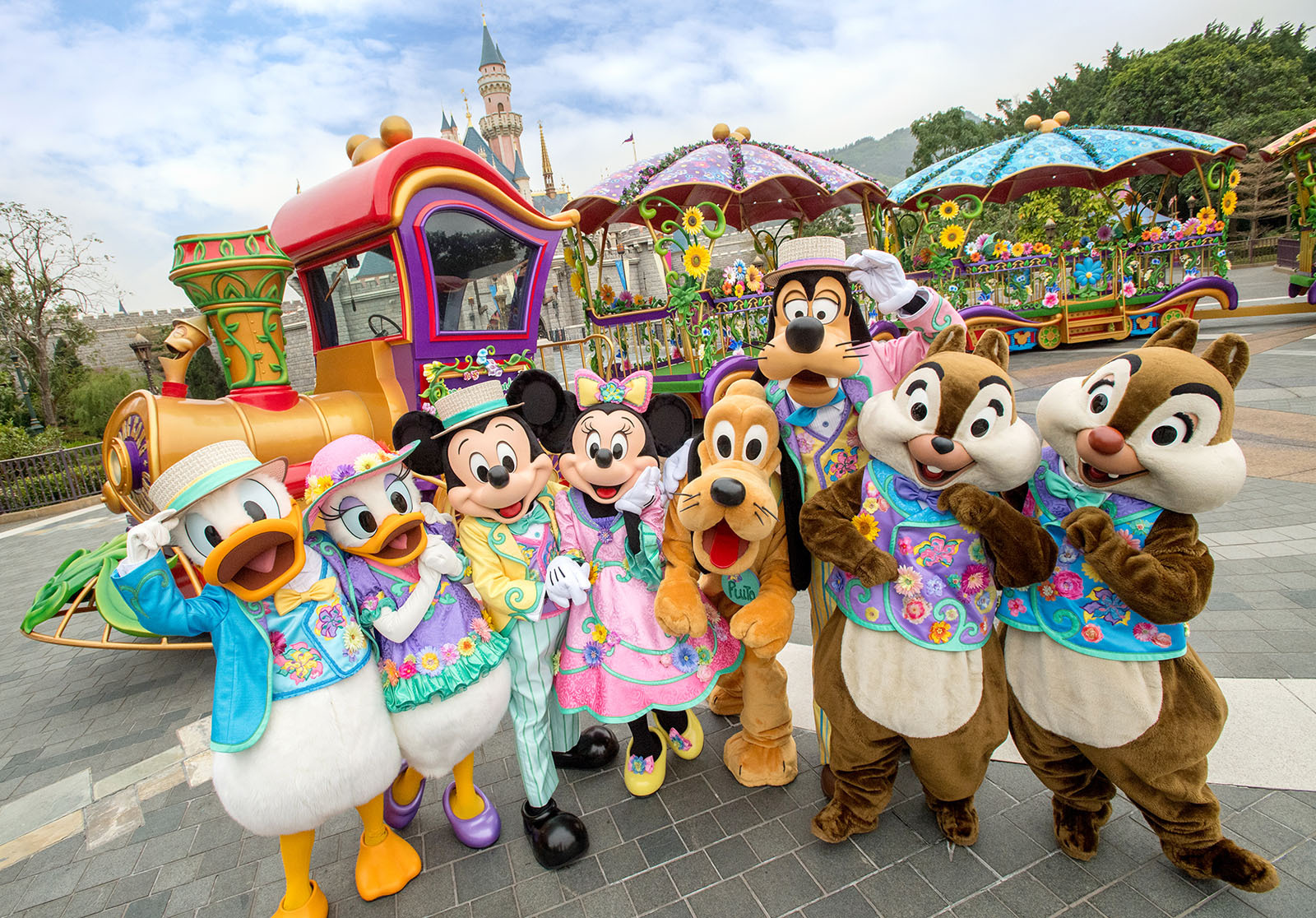 Muốn có một chuyến đi đến Disneyland Hồng Kông tuyệt vời hơn bao giờ hết? Hãy tìm hiểu và áp dụng các hướng dẫn tối ưu để tận dụng mọi khả năng tại đây. Điều chỉnh lịch trình, tìm hiểu những kinh nghiệm từ các du khách đi trước, và tận hưởng chuyến đi đầy thú vị tại Disneyland Hồng Kông.